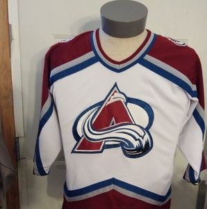 Vintage starter Avalanche jersey